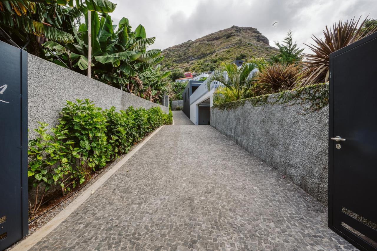 Aguarelas With Pool By Madeira Island *